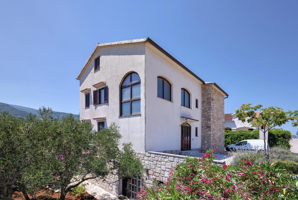 Mi Apartment Stari Grad  Exterior photo
